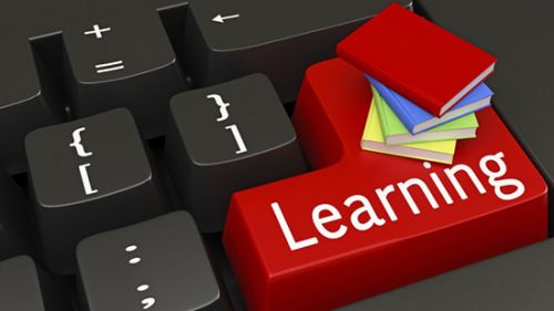 在线教育：：最先喷发 行业豪多钱途广